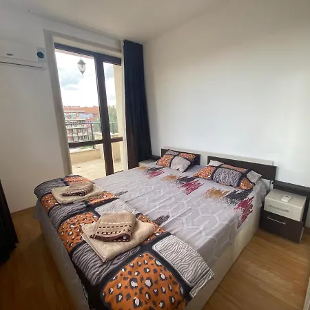 Lägenhetshotell Amara Sunny Slăntjev Brjag