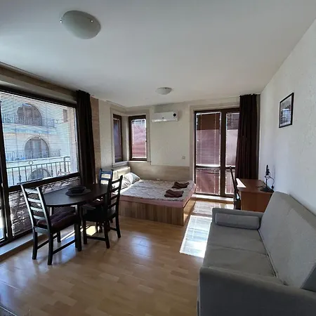 Amara Sunny Lägenhetshotell 3*