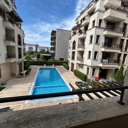 Amara Sunny Lägenhetshotell Slăntjev Brjag