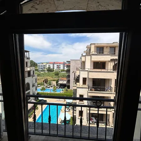 Amara Sunny Ξενοδοχείο με διαμερίσματα Σάνι Μπιτς