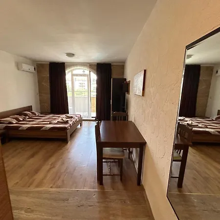 Ξενοδοχείο με διαμερίσματα Amara Sunny