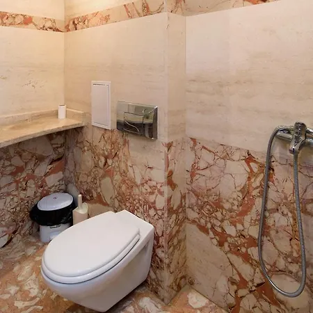 Amara Sunny Апартхотел