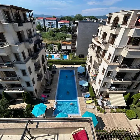 Apartahotel Amara Sunny 3*