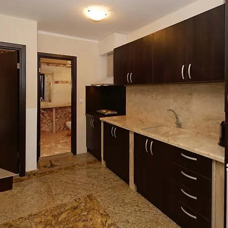 Apartahotel Amara Sunny 3*