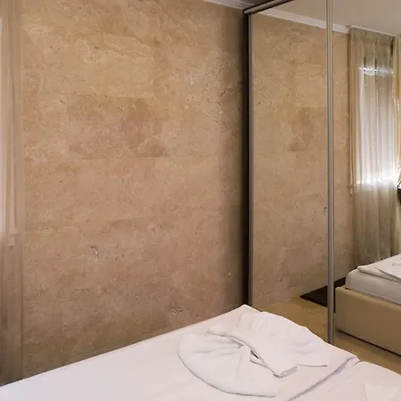 Apart Otel Amara Sunny