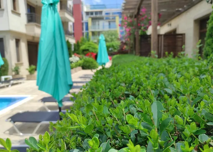 Aparthotel Amara Sunny 3*