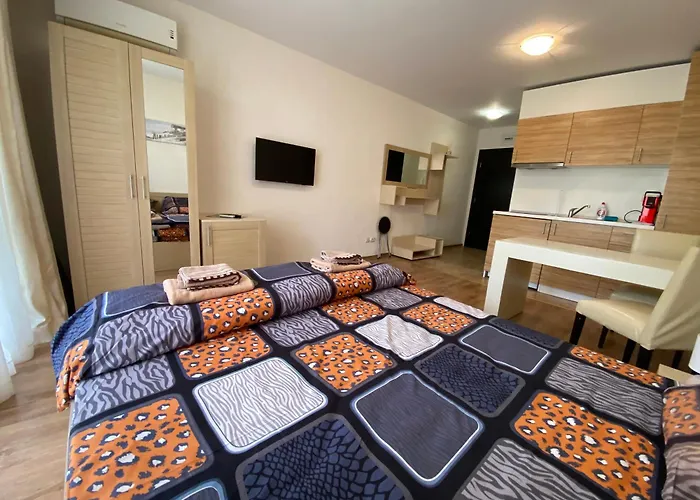 Amara Sunny Aparthotel