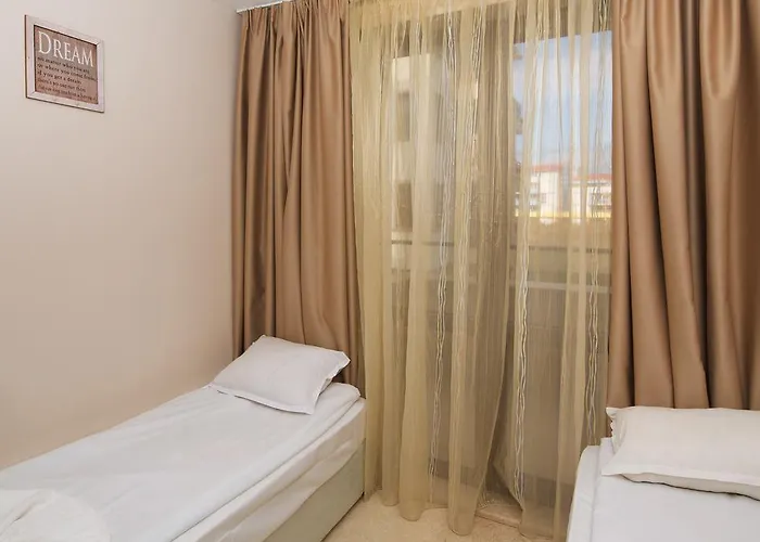 Apart Otel Amara Sunny