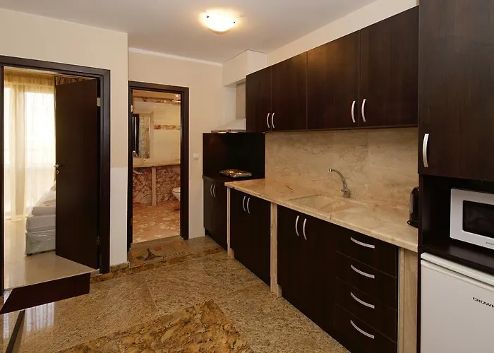 Apart Otel Amara Sunny 3*