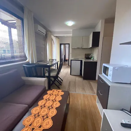 Amara Sunny Aparthotel